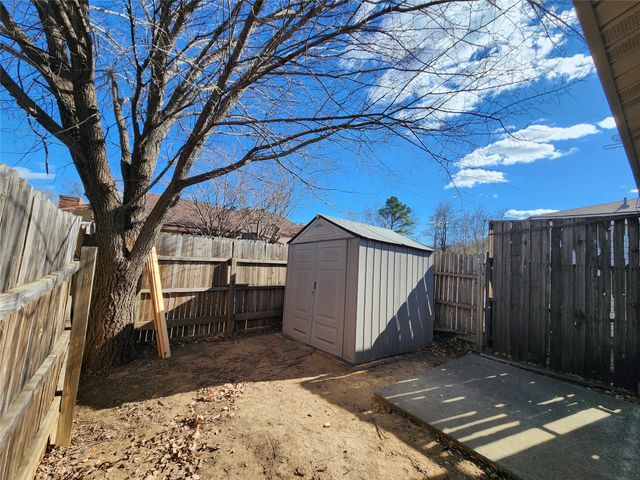 517 Harvest Hill Street, Lewisville, TX 75067