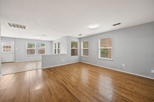 601 Amy Way, Euless, TX 76039