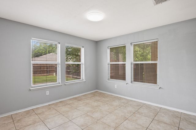 601 Amy Way, Euless, TX 76039