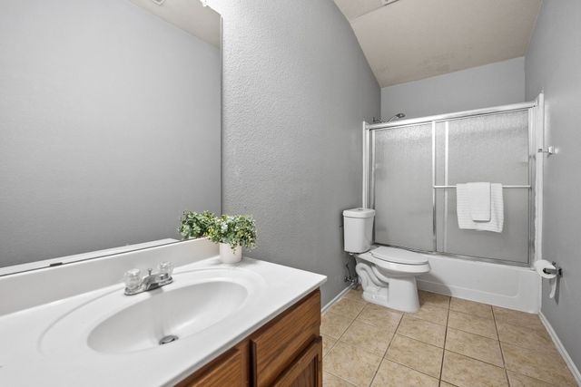 601 Amy Way, Euless, TX 76039