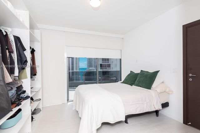 1000 Brickell Plz 2603, Miami, FL 33131