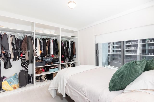 1000 Brickell Plz 2603, Miami, FL 33131
