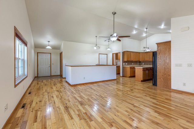 1338 Rosewood TRAIL, Onalaska, WI 54650