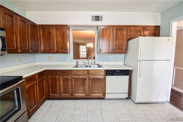 1005 FAIRFAX VILLAGE, Tuscaloosa, AL 35406