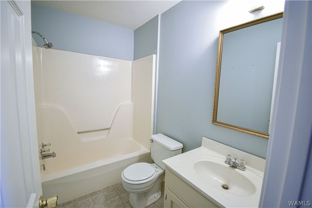 1005 FAIRFAX VILLAGE, Tuscaloosa, AL 35406