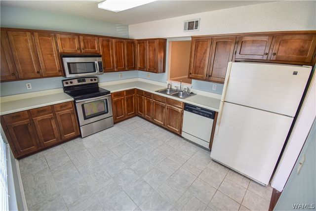 1005 FAIRFAX VILLAGE, Tuscaloosa, AL 35406
