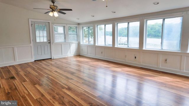 7833 LEYMAR RD, Glen Burnie, MD 21060