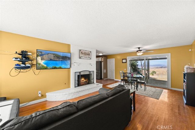 12978 11th, Yucaipa, CA 92399