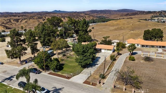 12978 11th, Yucaipa, CA 92399