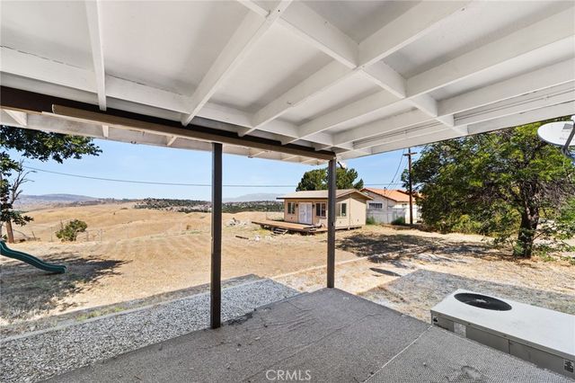 12978 11th, Yucaipa, CA 92399