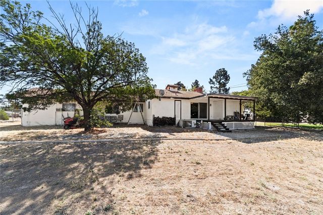 12978 11th, Yucaipa, CA 92399