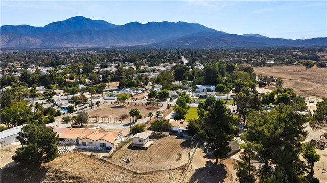 12978 11th, Yucaipa, CA 92399