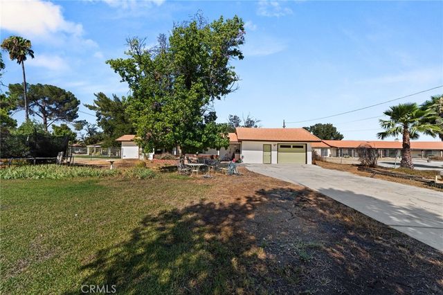 12978 11th, Yucaipa, CA 92399