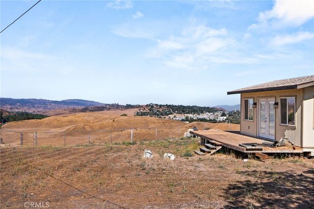 12978 11th, Yucaipa, CA 92399