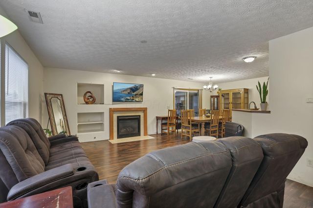 5739 Stonepath Drive, Hilliard, OH 43026