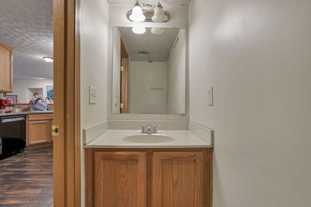 5739 Stonepath Drive, Hilliard, OH 43026