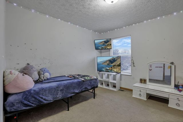 5739 Stonepath Drive, Hilliard, OH 43026