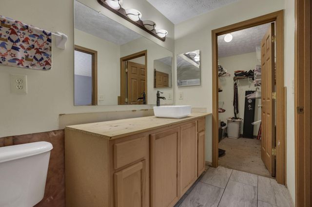 5739 Stonepath Drive, Hilliard, OH 43026