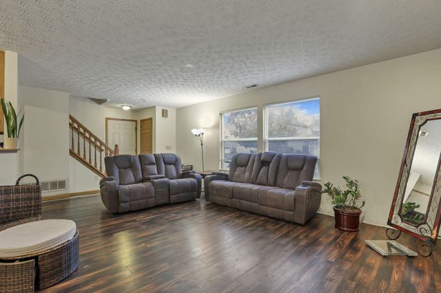 5739 Stonepath Drive, Hilliard, OH 43026