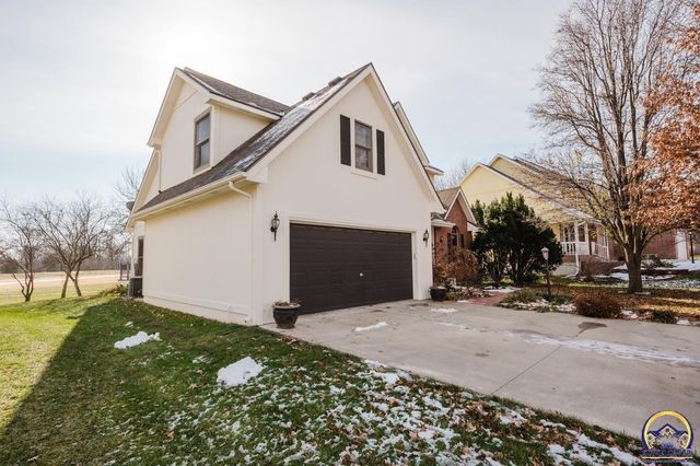 3807 SW Trevino CT, Topeka, KS 66610