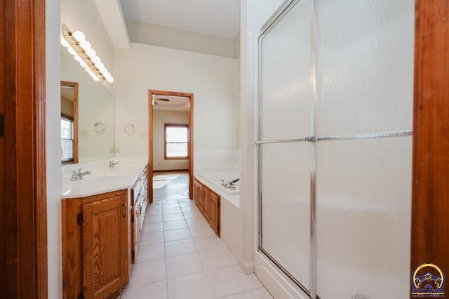 3807 SW Trevino CT, Topeka, KS 66610