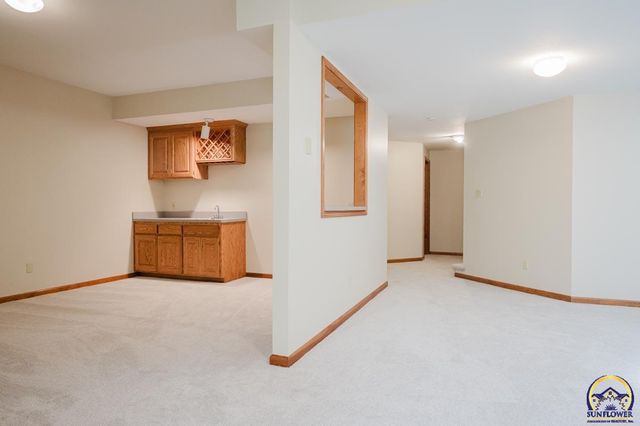 3807 SW Trevino CT, Topeka, KS 66610