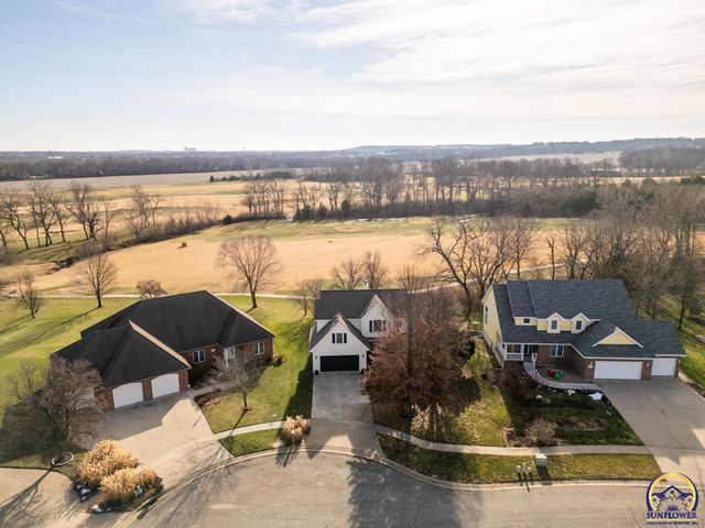 3807 SW Trevino CT, Topeka, KS 66610