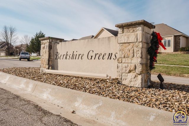 3807 SW Trevino CT, Topeka, KS 66610