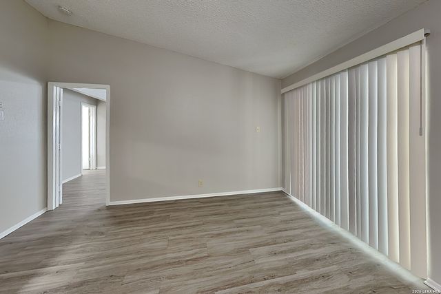 14250 CLOVER HL, San Antonio, TX 78217