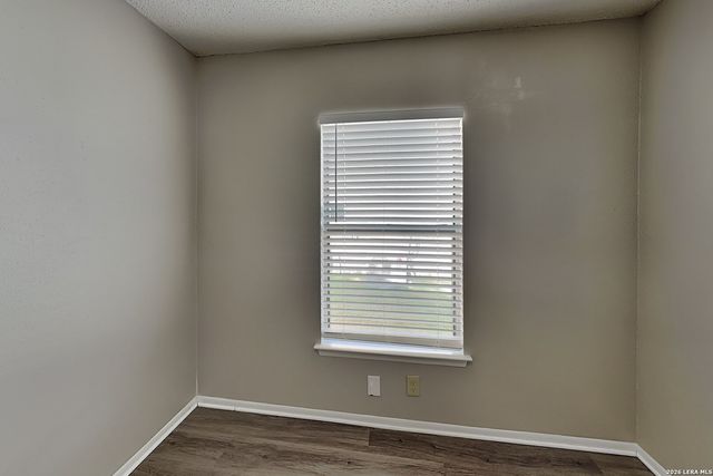 14250 CLOVER HL, San Antonio, TX 78217