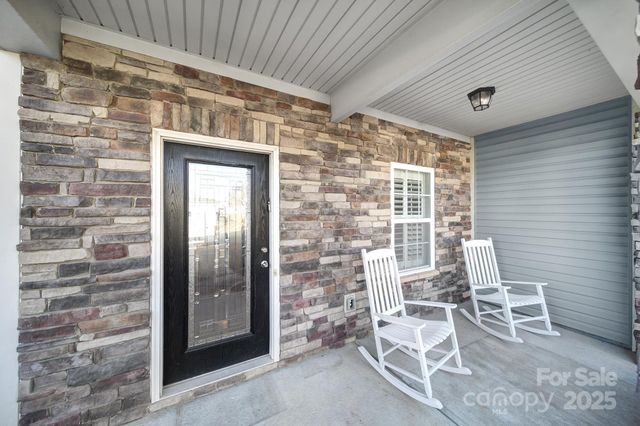 1875 Yellow Daisy Drive, Matthews, NC 28104