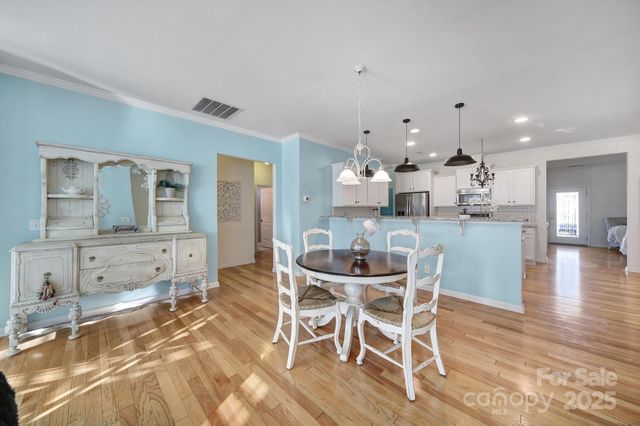 1875 Yellow Daisy Drive, Matthews, NC 28104