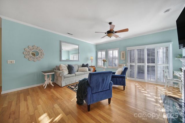 1875 Yellow Daisy Drive, Matthews, NC 28104