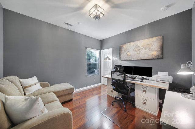 1875 Yellow Daisy Drive, Matthews, NC 28104