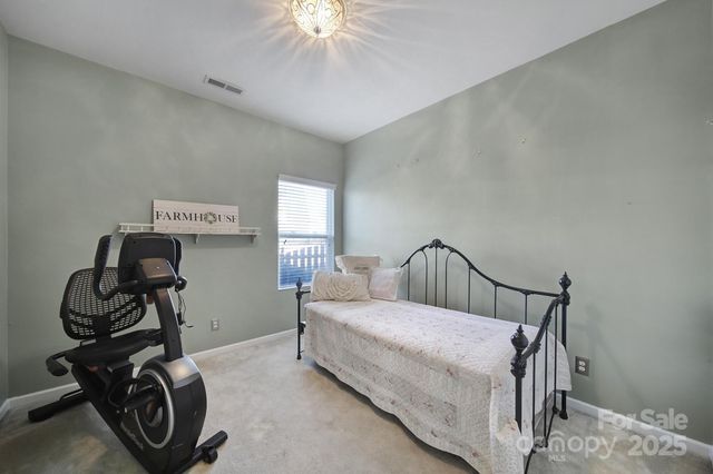 1875 Yellow Daisy Drive, Matthews, NC 28104