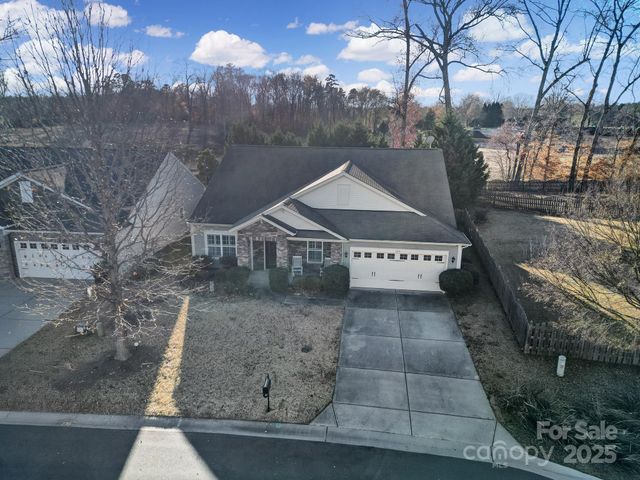 1875 Yellow Daisy Drive, Matthews, NC 28104