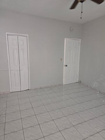 215 30th Street 22, Miami Beach, FL 33140