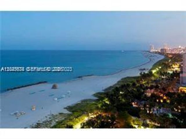 215 30th Street 22, Miami Beach, FL 33140