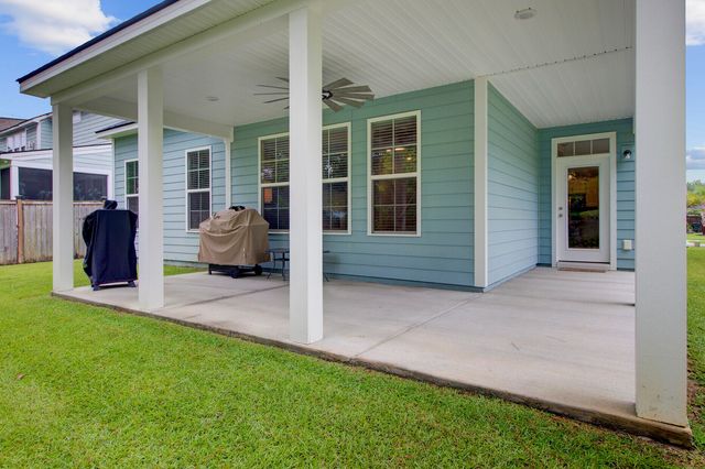 608 S Pointe Boulevard, Summerville, SC 29483