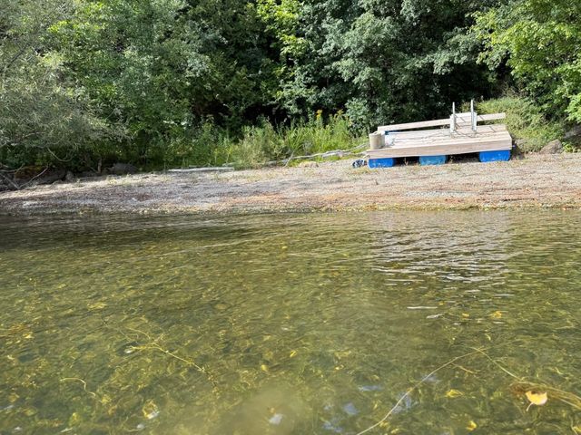 81 Top Deck Lane, Newport Town, VT 05857