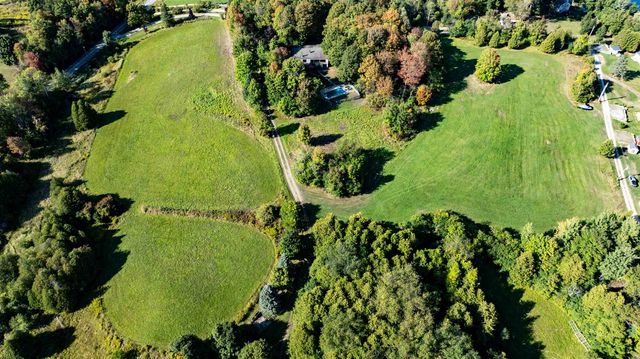 81 Top Deck Lane, Newport Town, VT 05857