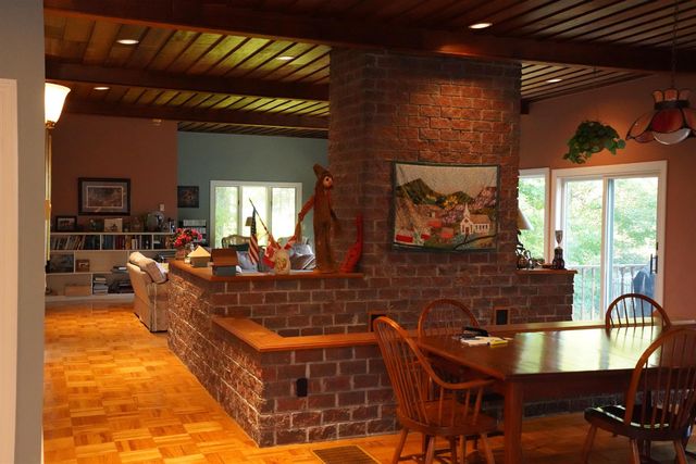 81 Top Deck Lane, Newport Town, VT 05857