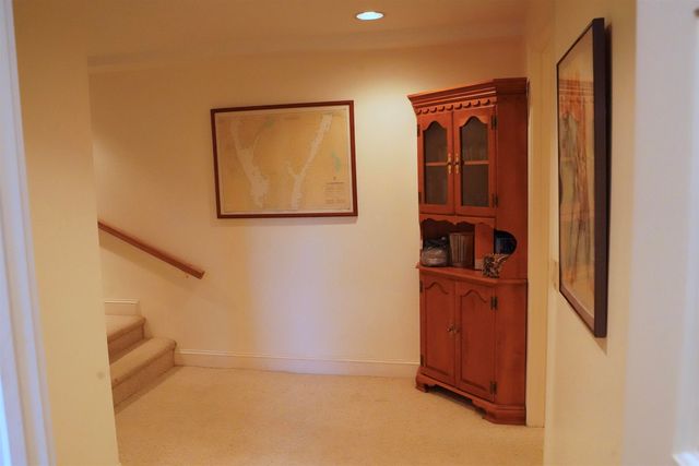 81 Top Deck Lane, Newport Town, VT 05857