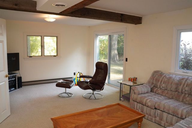 81 Top Deck Lane, Newport Town, VT 05857