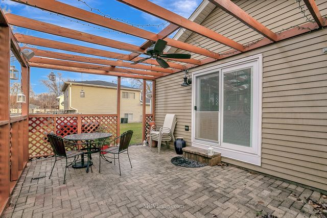 180 Dolores Street, Oswego, IL 60543