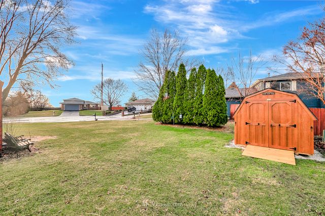 180 Dolores Street, Oswego, IL 60543