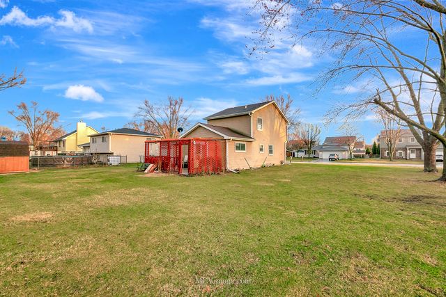 180 Dolores Street, Oswego, IL 60543