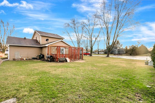 180 Dolores Street, Oswego, IL 60543