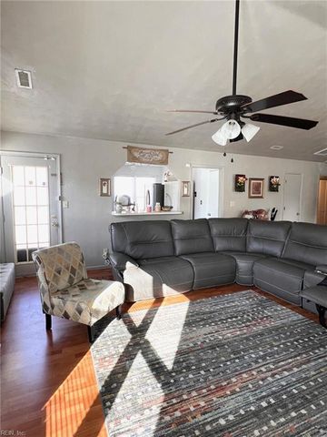 103 Hopemont LN, Suffolk, VA 23434