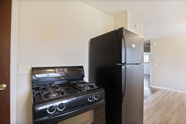 2422 Snelling Place, Saginaw, MI 48601